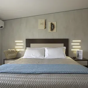 Ombretta Mare 3*, Rimini Italia