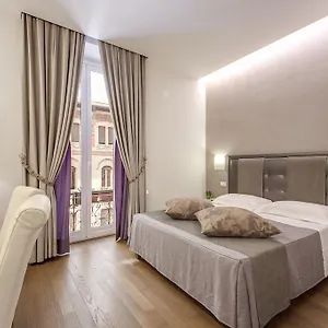 Boutique 4*, Roma Italia